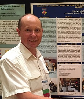 Valeriy Ryabukha presenting his research at a recent NIDA International Forum.