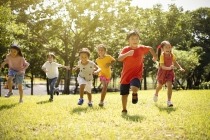 children running